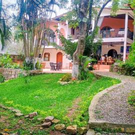 Villa Chelsey, hotel in Valle de Ángeles