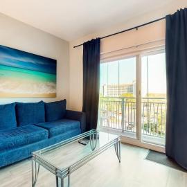 Gulf view getaway with an outdoor pool hot tub central AC, hotel in Destin