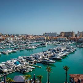 Penthouse Triplex com Jacuzzi T3 HsR Vilamarina