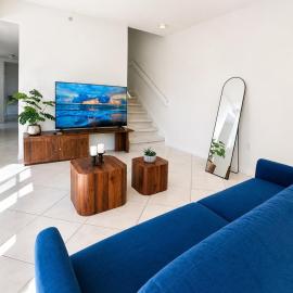 2rooms Condo w free parking fast WiFi Community pool