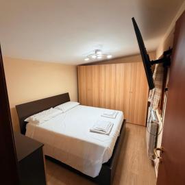 CICCIO house, hotel u gradu Fređene