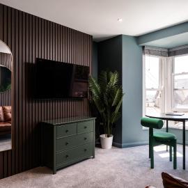 Modern Studio Apartment with harbour views