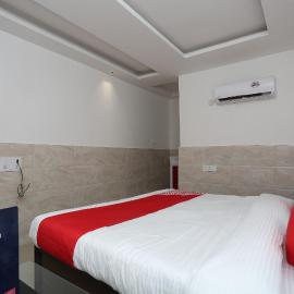 Super Hotel O Pearl, hotel v destinácii Karnal