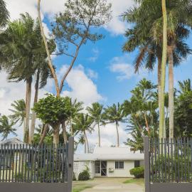 Waterfront, Nukulau Views, Decking - 54 Beach Road, hotel a Suva
