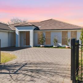 Wheelers House Family Entertainer