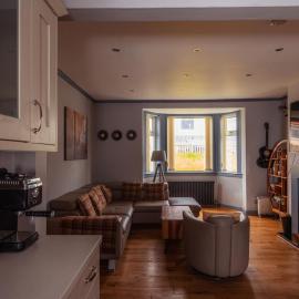 Luxury Portree Cottage with Hot Tub Hamara
