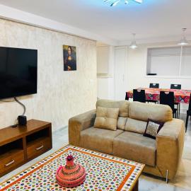 Apartamento Premium con Jacuzzi en el Centro: Algeciras şehrinde bir otel