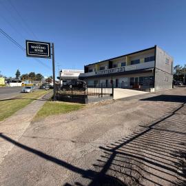 Manning River Motel, hotel u gradu Taree