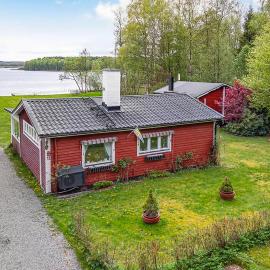 3 Bedroom Beautiful Home In Ljungbyhed
