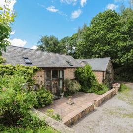The Lodge Farm Barn, hotel in Kerne Bridge