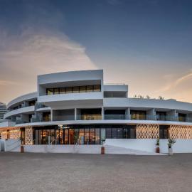 Marina Baie des Anges Hôtel, Curio Collection By Hilton