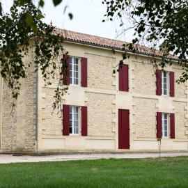 Chateau Haut Cazevert - Harandailh, hotel em Blasimon
