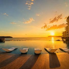 Assana Beachfront & Seaview Suites: Pantai Cenang şehrinde bir otel