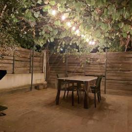 Location saisonnière proche d Avignon Festival, hotel in Sorgues