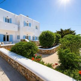 Eleftheria Hotel & Apartments, hotel Ornószban
