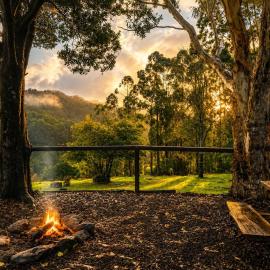Top Of The Otways - Nature Lodge، فندق في Barramunga