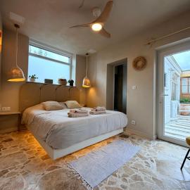 Le Douze - Suite privée, Jacuzzi spa et Terrasse