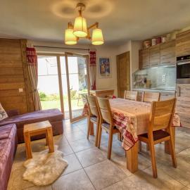 Bel appartement avec parking, 2 chambres près du Lac Bleu - FR-1-642-35