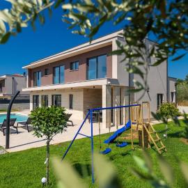 Villa Moon - SeaView&Hydromassage by Villas Guide, hotel a Peruški