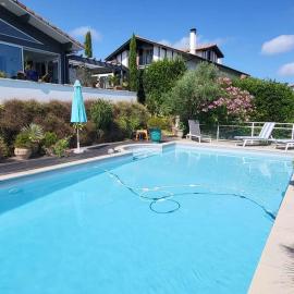 Villa avec piscine - 4 pers. - FR-1-792-49, hotel in Saint-Jean-de-Luz