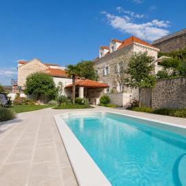 Grand Stone Casa Ciccarelli by Irundo、プチシャのホテル