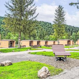 Holiday Home Tiny Haus Glockenalm - Sunny Place by Interhome, hotel in Aurach