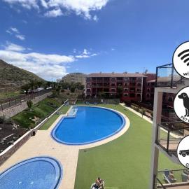 Palm Mar Garden Oasis - Pools, Pádel y Relax junto al Mar, hotel in Palm-Mar