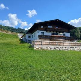 Holiday Home Panoramablick Tauern by Interhome โรงแรมในมิทเทอร์ซิลล์