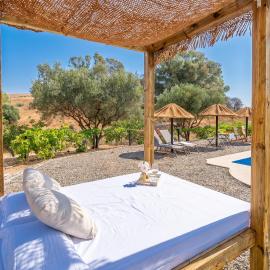 Cubo's Casa Alaya & Oasis Pool