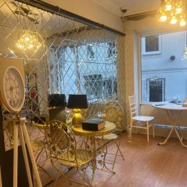 Petek Hotel