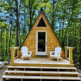White Mountains A-Frame Off-Grid Stars Firepit, hotel in North Lovell