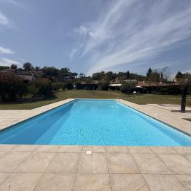 Harmonia Cottage by Bookinggardalake, hotell sihtkohas Soiano del Lago