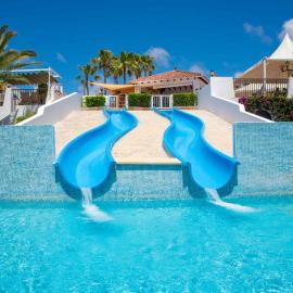 Siesta Mar Breeze apartments, hotel a Cala'n Porter