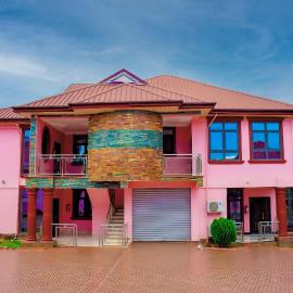 Modern 2 Bedroom Apartment in Gated Compound Willjeth Family Guesthouse in Santasi Apampatia Kumasi