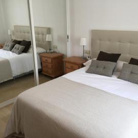 Beautiful 2 beds-near coast with pool & balcony, hótel í Mijas Costa