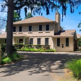 Charlotte Garden Bed and Breakfast, hotel in Niagara-on-the-Lake