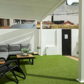 Big Tiny House - Remote Work Studio In Bonfim, hotell i Porto