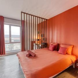 Chambre privative avec balcon, Netflix & fibre, hotell sihtkohas Courcouronnes