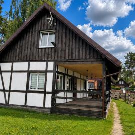 Huculski domek-Na Gwizdówce, hotel em Załakowo