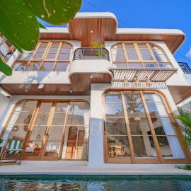 NEW Luxury 3BR Oasis in Sempol with Pool, Hotel in Canggu