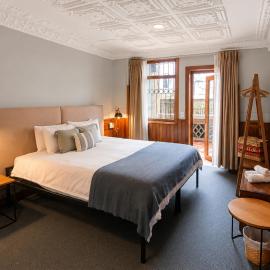 Cavi Rooms 204