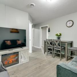Rolling Hills Retreat, Cozy 2BR Near Lakes/Smokies, hotel u gradu Moristaun
