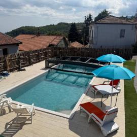 Casa Nica by Holiday World, hotel Montargano városában