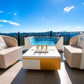 La Colina Resort SAS