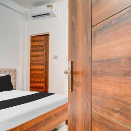 Super Hotel O Neelbad Guest House, hotel in Bhopal