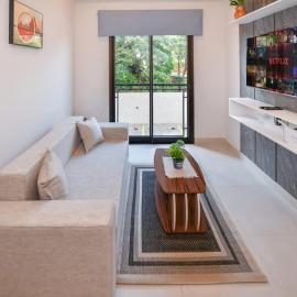 Modern One-Bedroom for Work and Relax