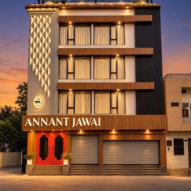 Hotel Annant Jawai، فندق في Sheoganj