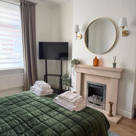 The Best of Tweed, Spacious 4-Bedroom House , Superfast WiFi, Ideal for Contractors & Families
