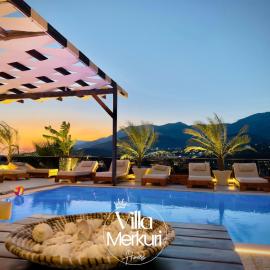 Villa Merkuri, hotel Himarában