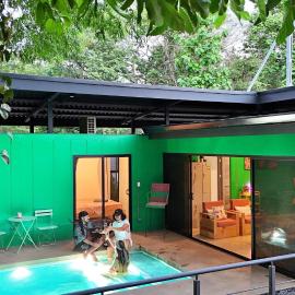 Jungle Container Private Pool 8 Min Avellanas, hotel a Tapantí